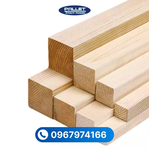 Các tấm gỗ được gia công phẳng, giúp dễ dàng thi công và lắp đặt.