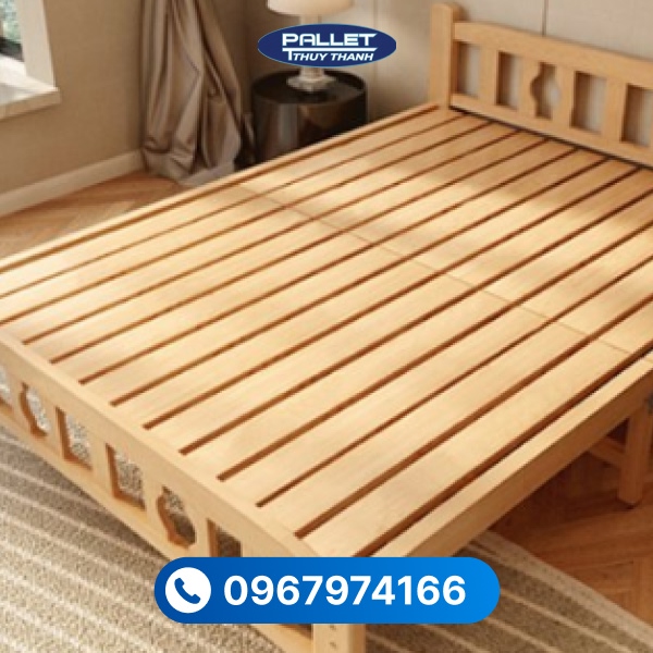 Giường ngủ gỗ thông có thiết kế chắc chắn, phù hợp sử dụng lâu dài trong nhiều không gian nội thất