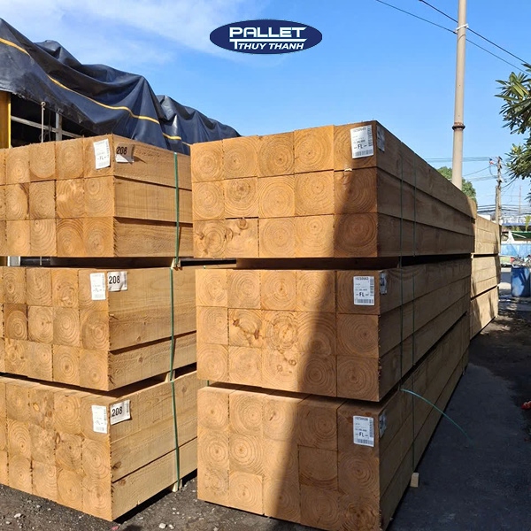 gỗ thông làm thùng gỗ