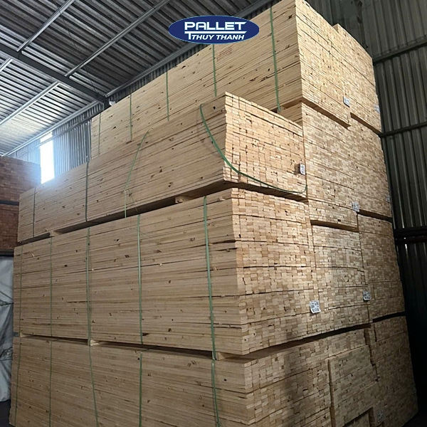 gỗ thông làm thùng gỗ