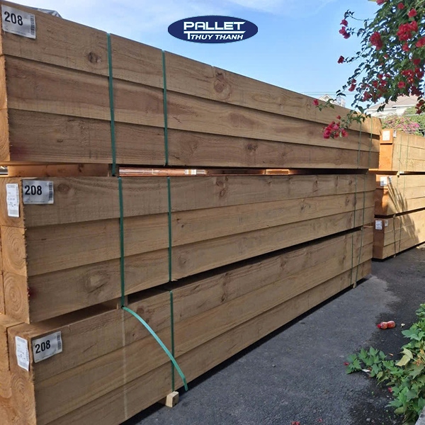 gỗ thông làm nội thất