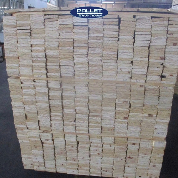 gỗ thông làm nội thất