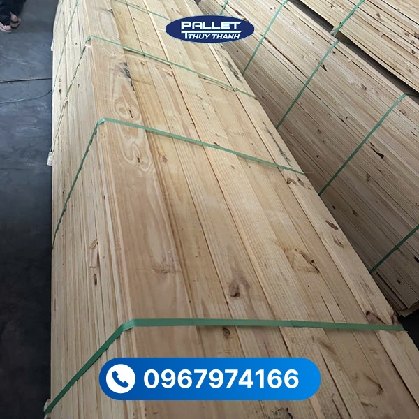 gỗ thông làm tủ