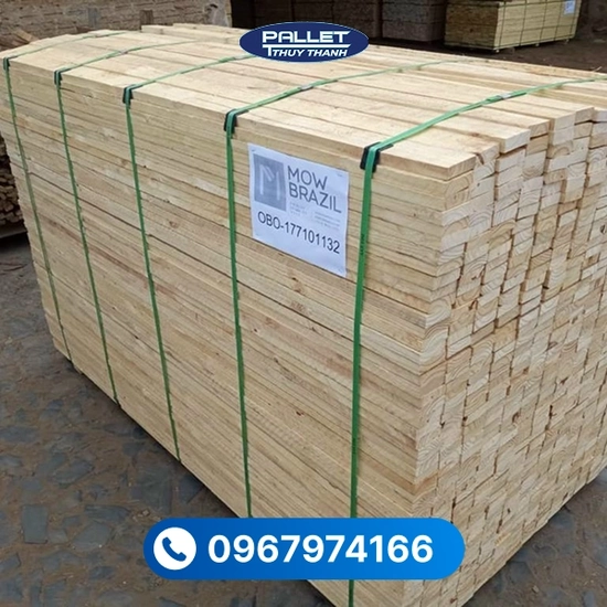 Chất liệu gỗ có trọng lượng nhẹ, dễ gia công và phù hợp với nhiều phong cách nội thất khác nhau