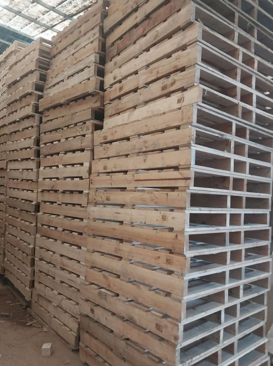 pallet gỗ cũ