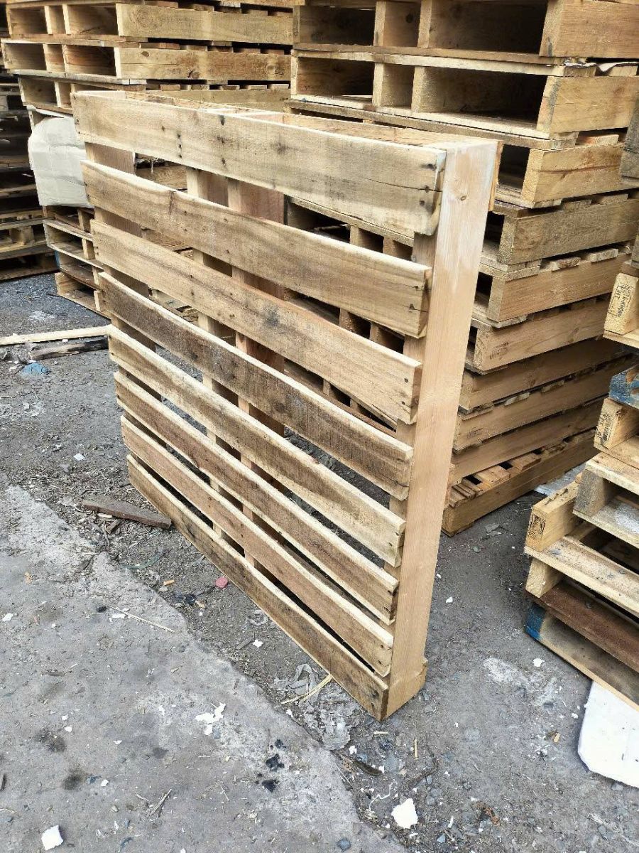 pallet gỗ cũ
